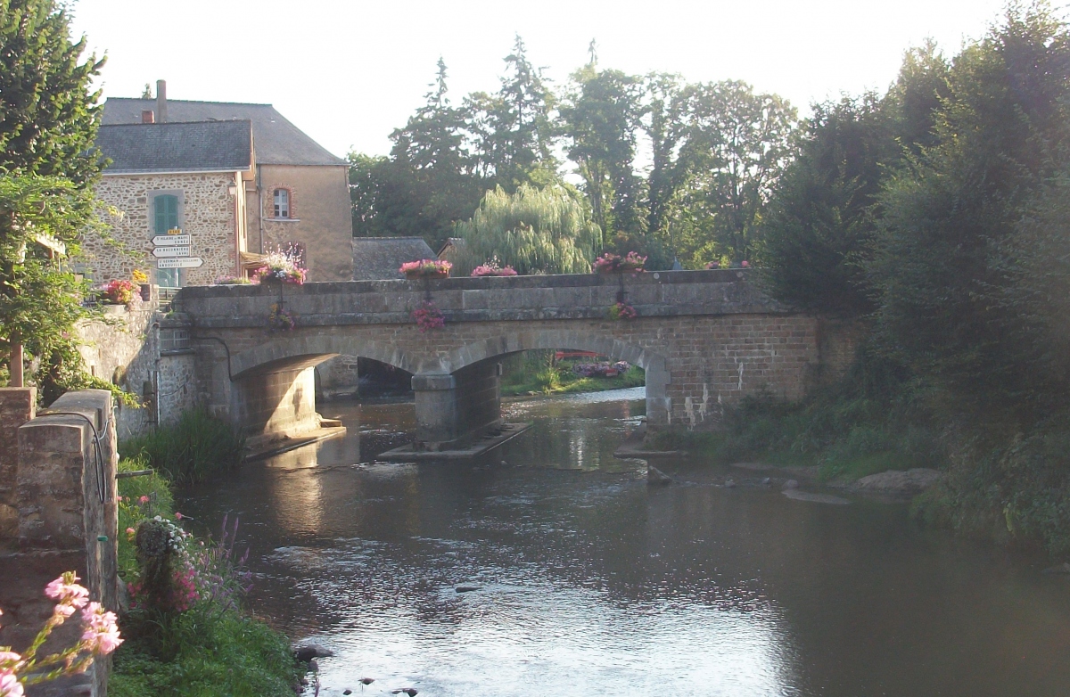 Pont de Chailland (53420)